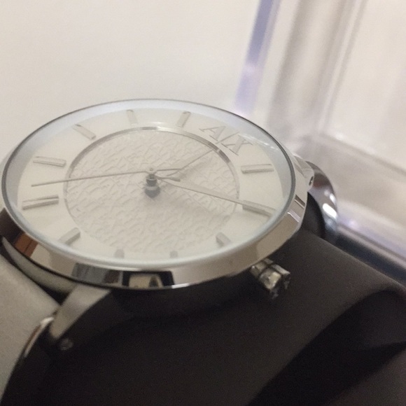 ARMANI EXCHANGE - Picture 10 of 11